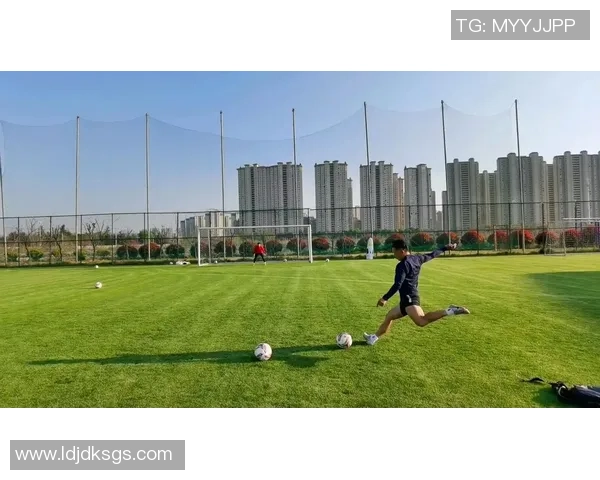 对话吴秀英:回顾她的足球生涯与成长历程的精彩瞬间 对话吴秀英:回顾她的足球生涯与成长历程的精彩瞬间