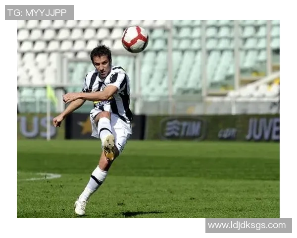 各大足球明星进球表现评析与精彩瞬间回顾 各大足球明星进球表现评析与精彩瞬间回顾