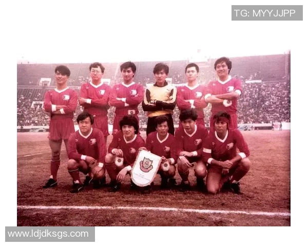 香港足球明星阵容的辉煌历程与未来发展展望 香港足球明星阵容的辉煌历程与未来发展展望